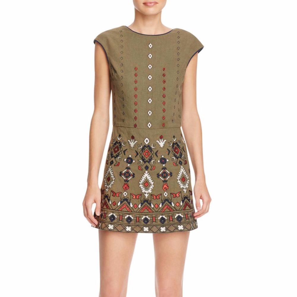 NWT PIPER BEI OLIVE EMBROIDERED ROMPER XS